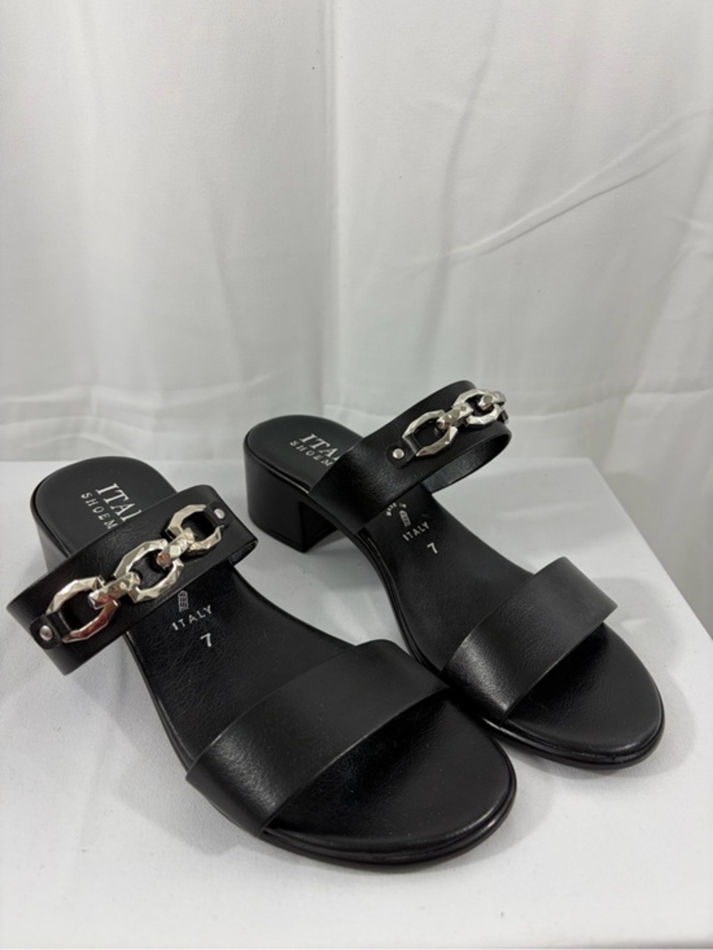 Italian Shoemakers Black Block Heel Sandals with Silver Chain